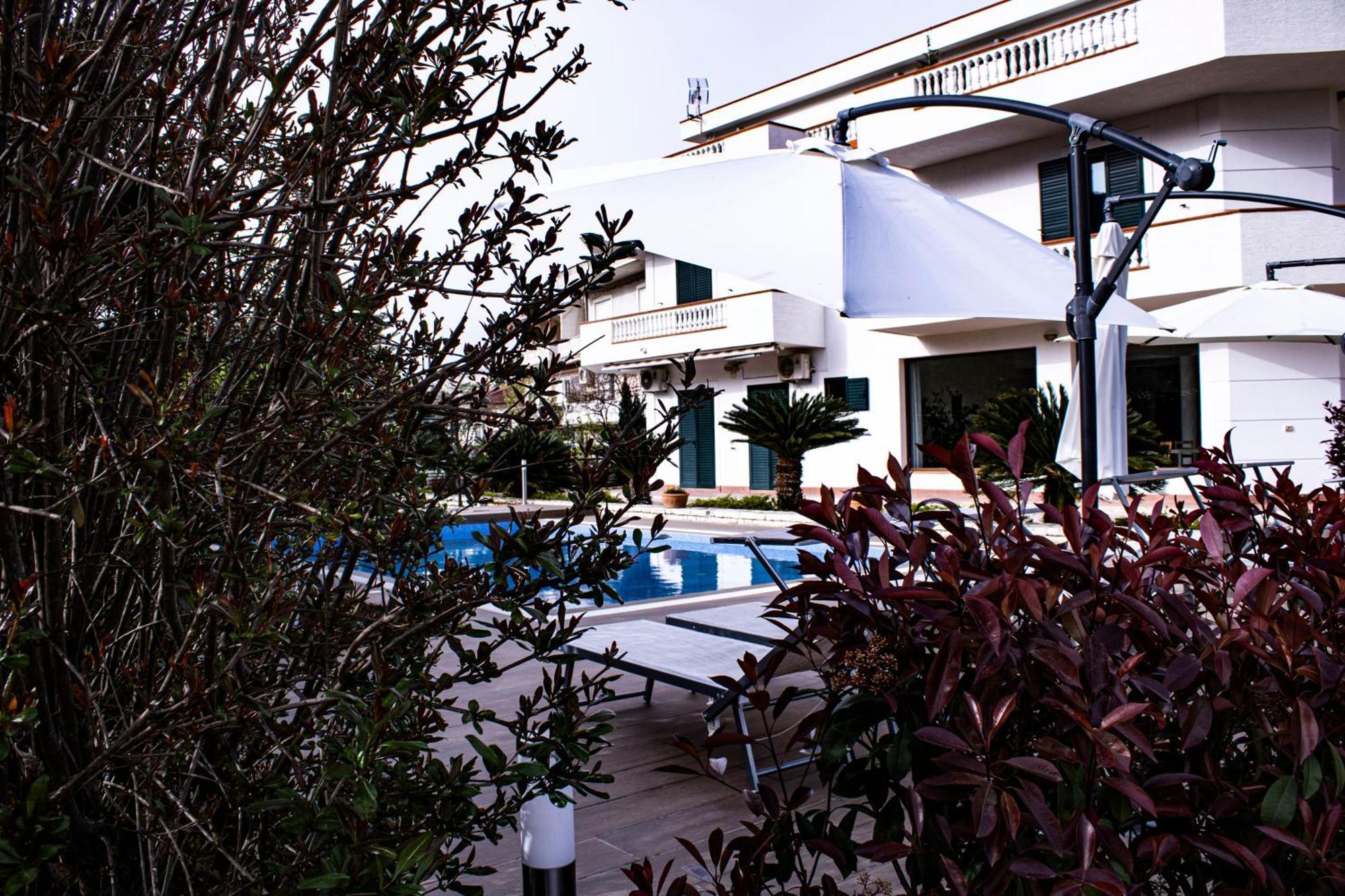 Villa La Quiete - Adults Only Cuke Bagian luar foto