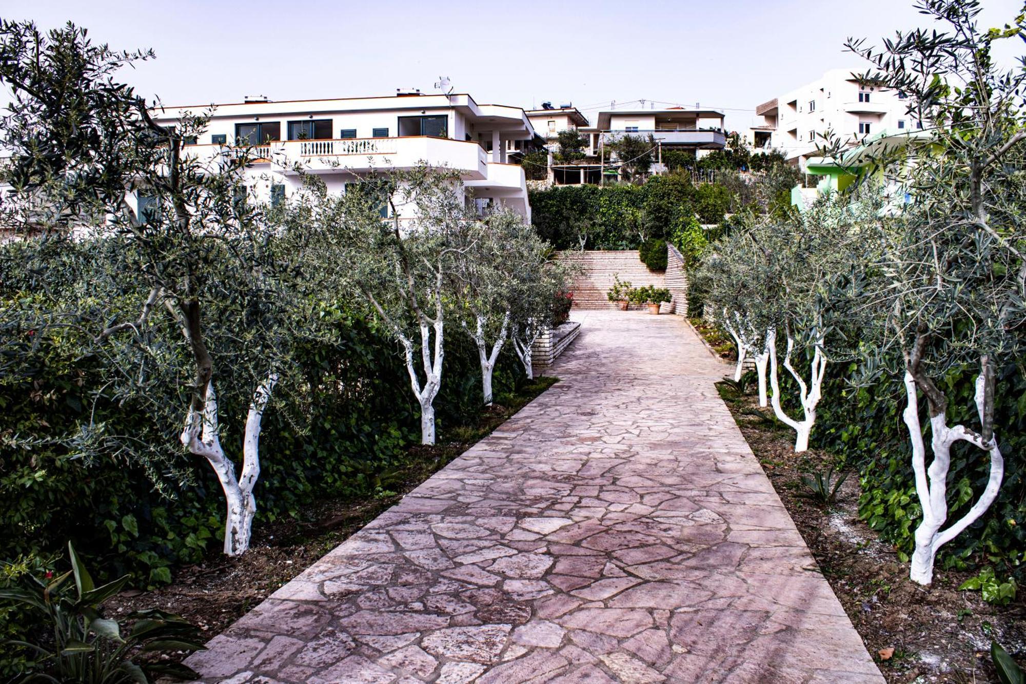 Villa La Quiete - Adults Only Cuke Bagian luar foto