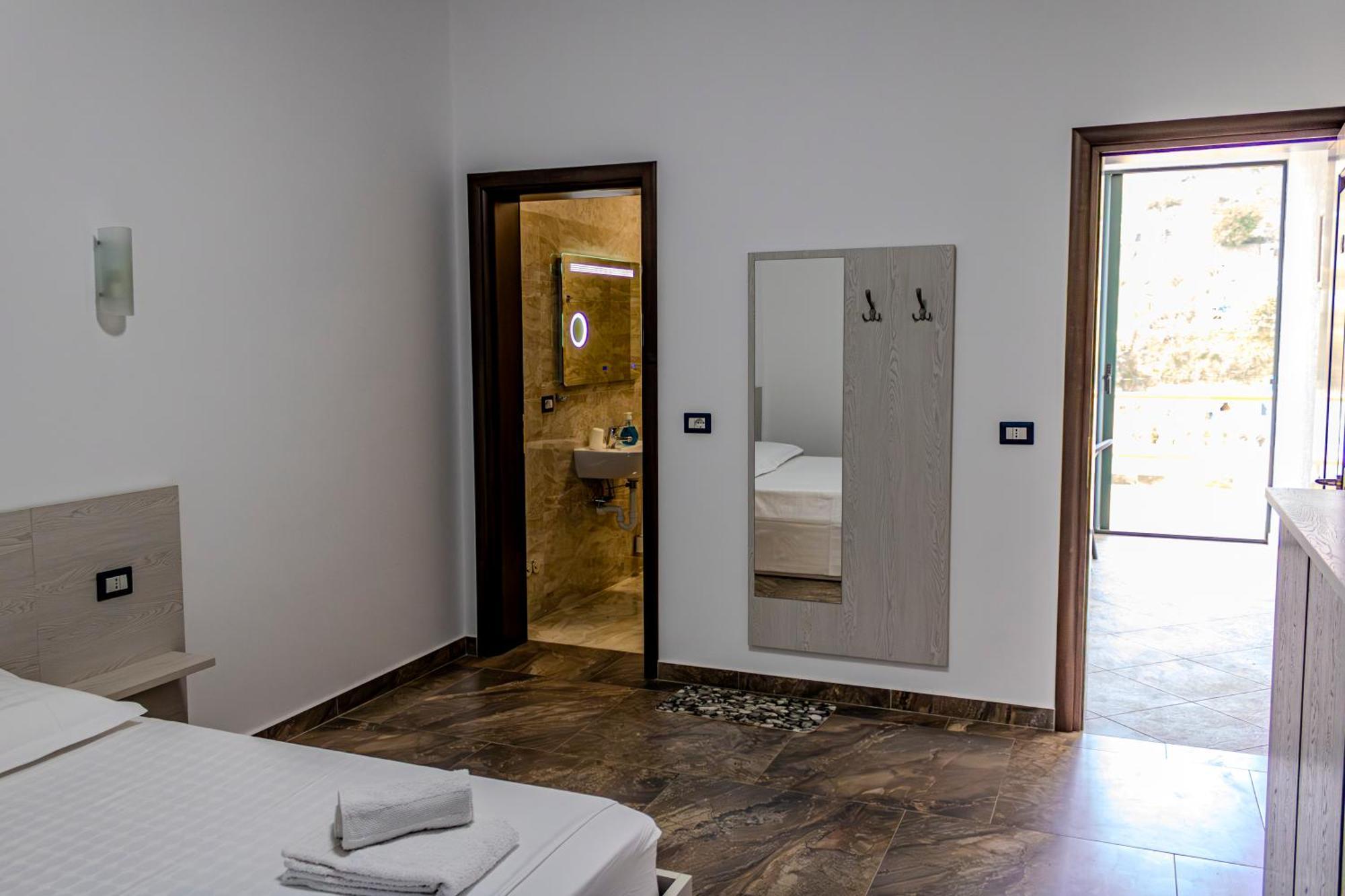 Villa La Quiete - Adults Only Cuke Bagian luar foto
