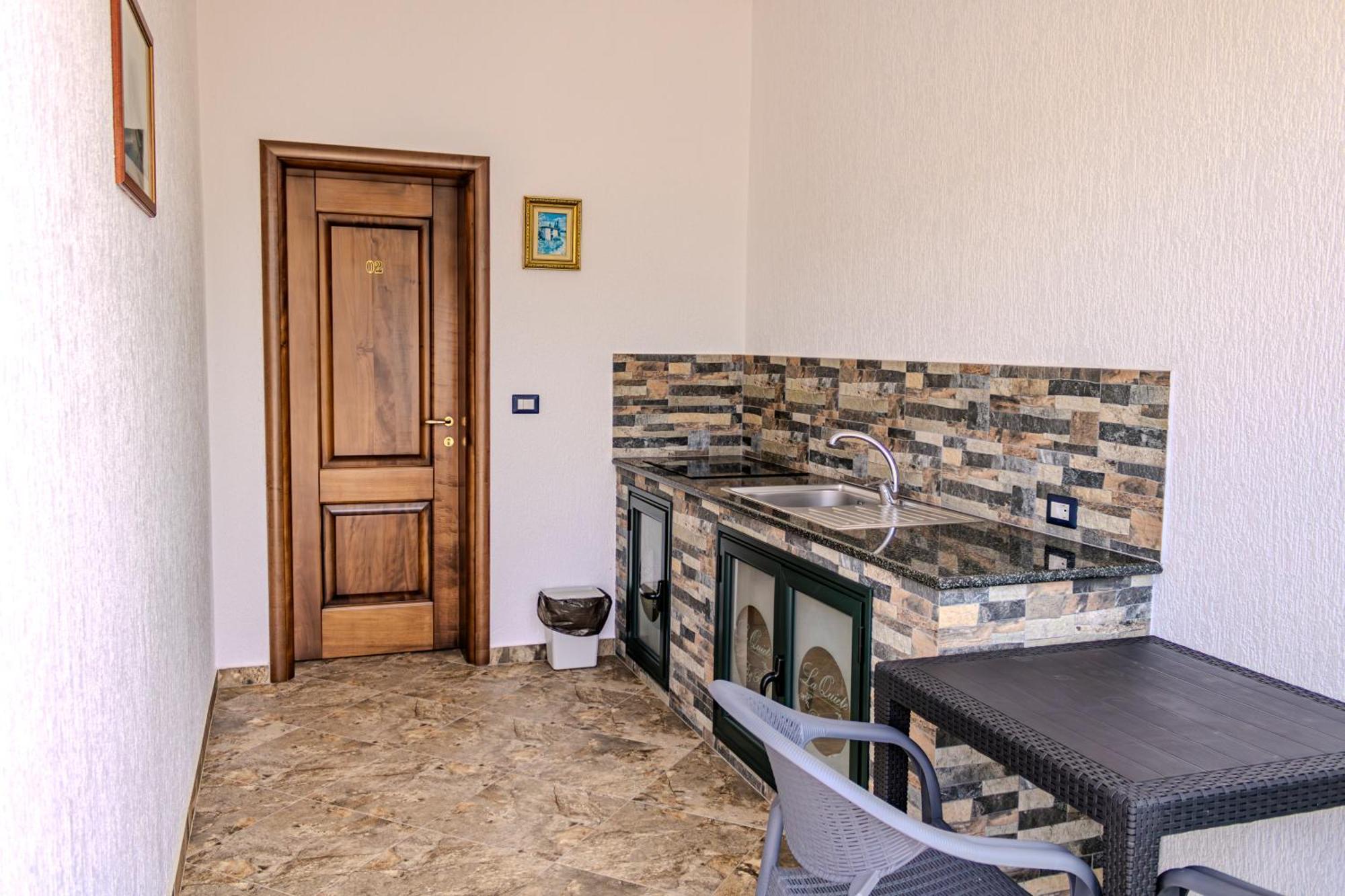 Villa La Quiete - Adults Only Cuke Bagian luar foto