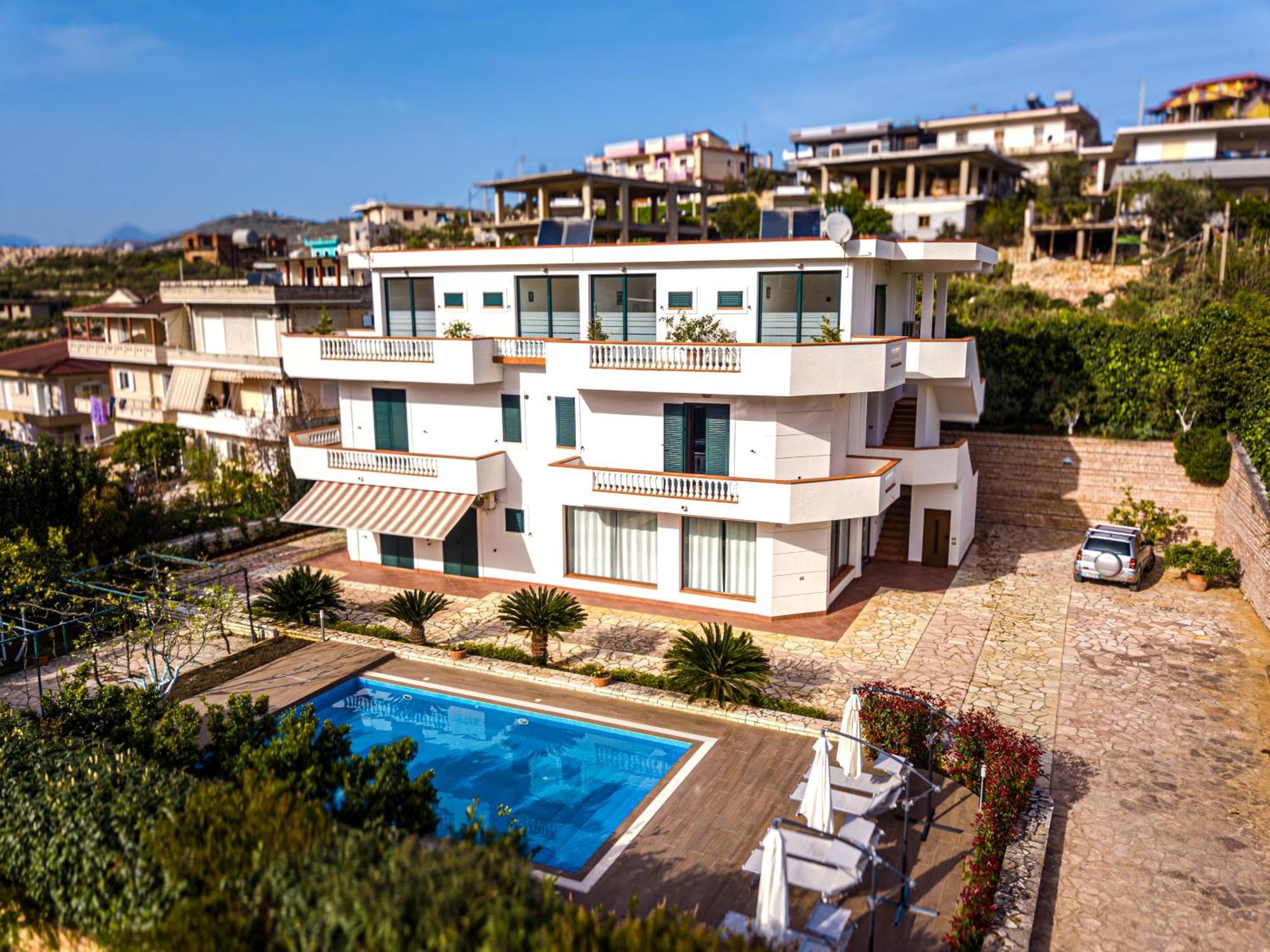 Villa La Quiete - Adults Only Cuke Bagian luar foto